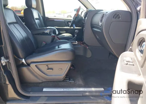 2006 GMC Envoy Xl Denali z USA, uszkodzony, nr VIN 1GKET66M766115599